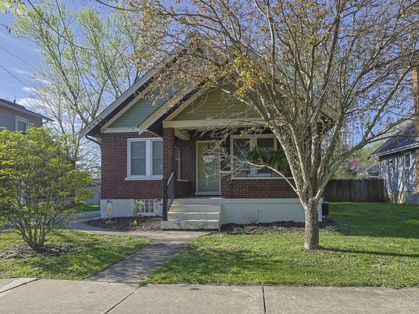 15 Bonham Road, Wyoming, OH 45215