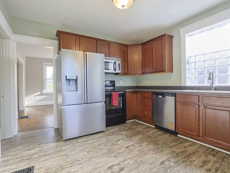 15 Bonham Road, Wyoming, OH 45215 Photo 14