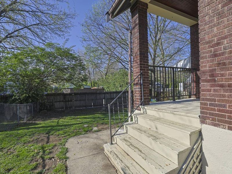 15 Bonham Road, Wyoming, OH 45215 Photo 33