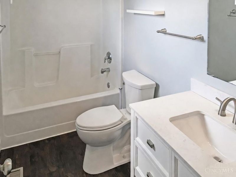 5515 Abby Loop Way, Dayton, OH 45414 Photo 9