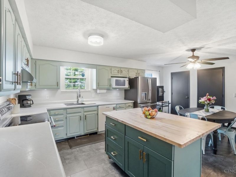 631 Wilson Park Drive, West Carrollton, OH 45449 Photo 19