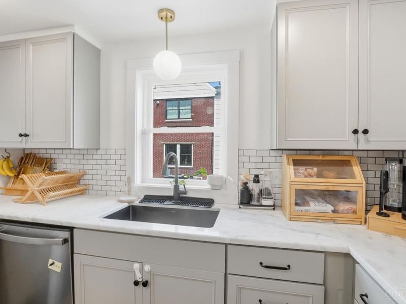 1040 Burns Avenue, Wyoming, OH 45215 Photo 14