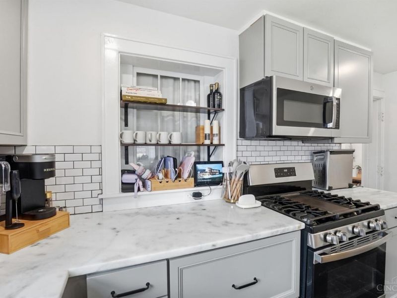 1040 Burns Avenue, Wyoming, OH 45215 Photo 15