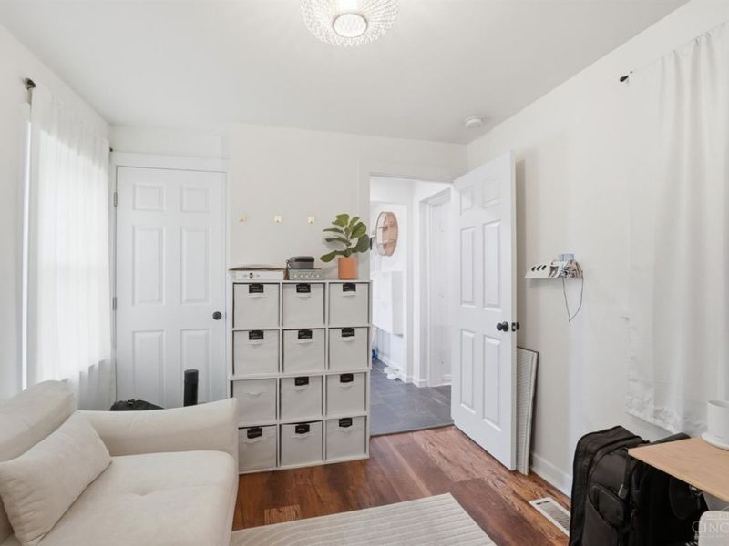 1040 Burns Avenue, Wyoming, OH 45215 Photo 17