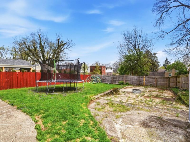 1040 Burns Avenue, Wyoming, OH 45215 Photo 52