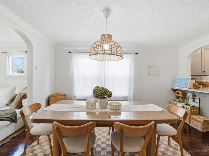 1040 Burns Avenue, Wyoming, OH 45215 Photo 7