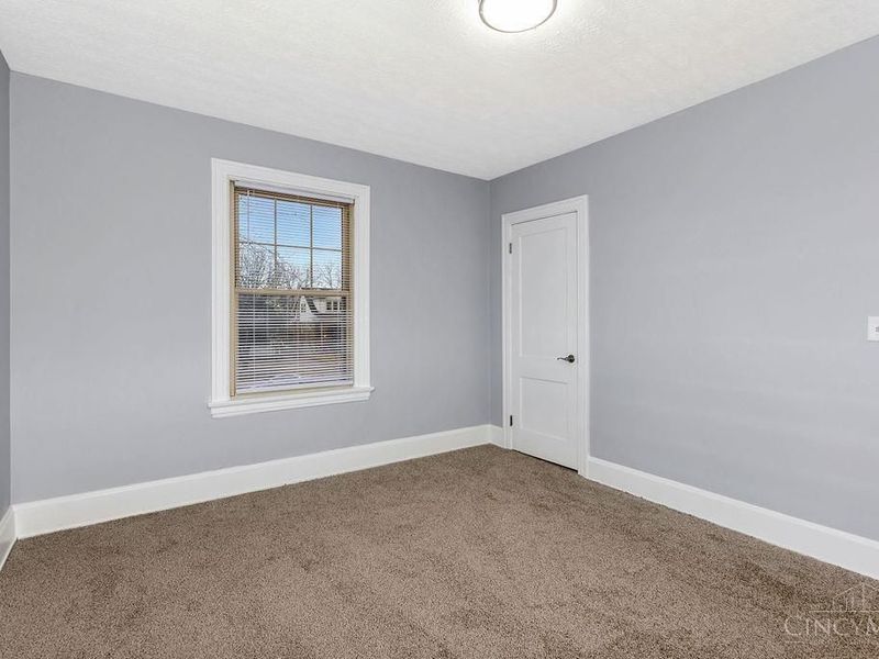4458 W Eighth Street, Cincinnati, OH 45238 Photo 17