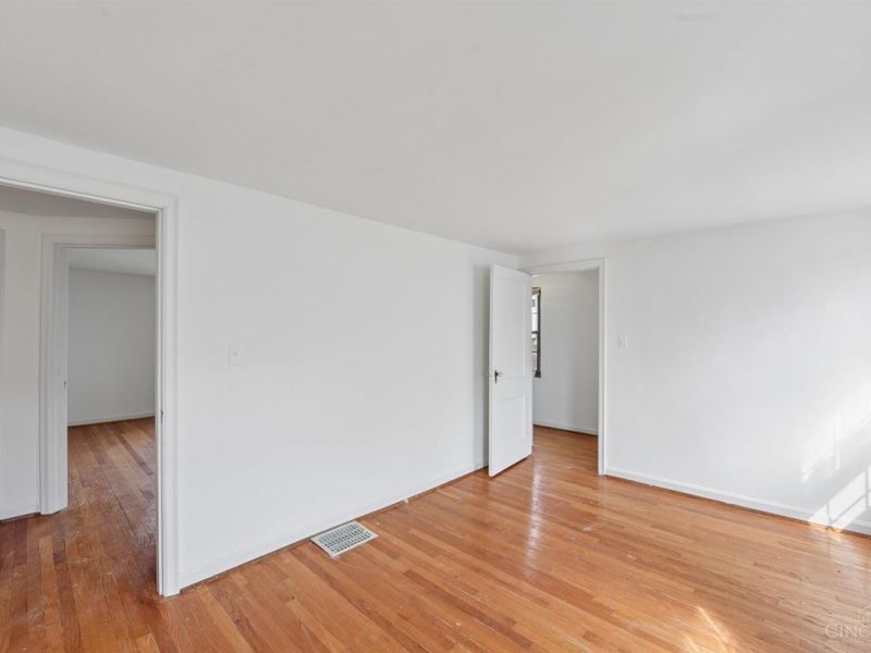 2512 Moundview Drive, Norwood, OH 45212 Photo 18