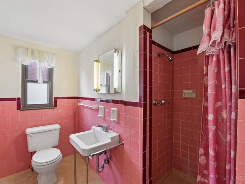 2512 Moundview Drive, Norwood, OH 45212 Photo 19