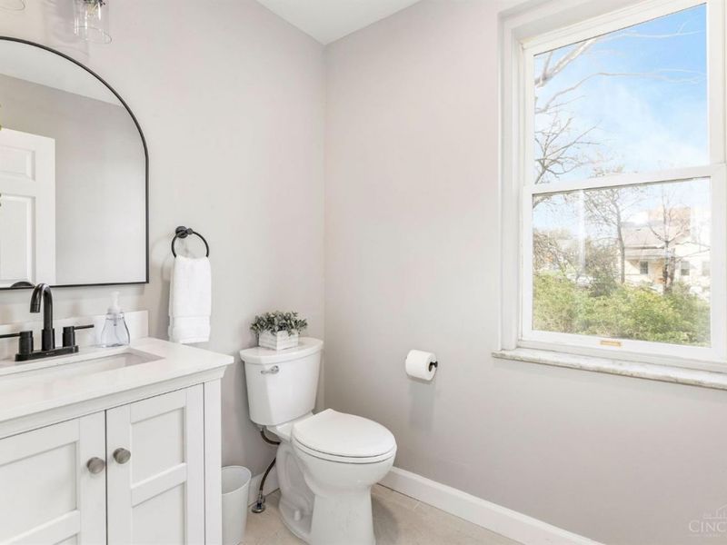 436 Hawthorne Avenue, Cincinnati, OH 45205 Photo 17