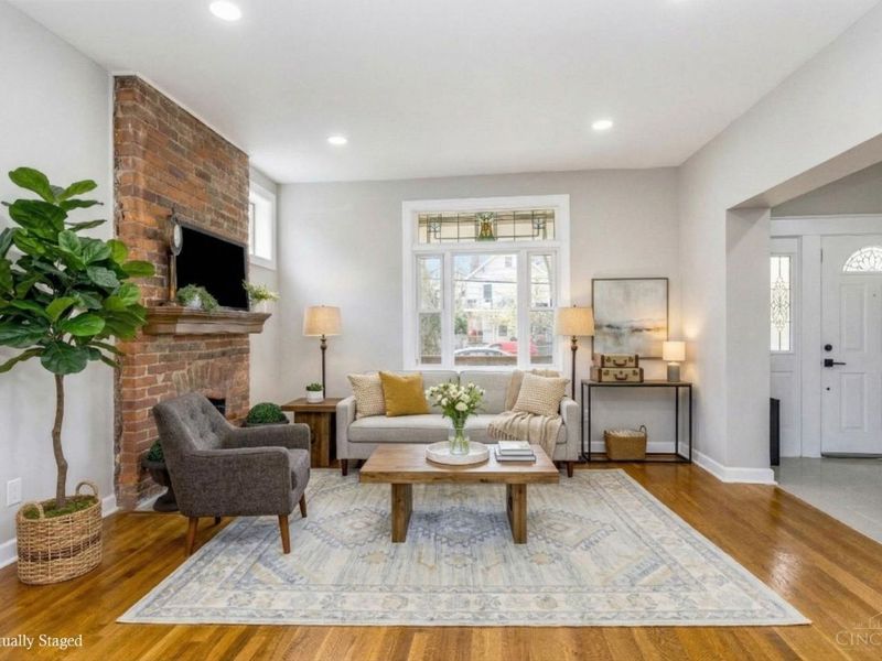 436 Hawthorne Avenue, Cincinnati, OH 45205 Photo 5