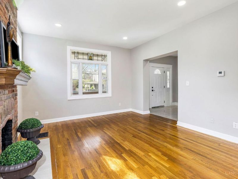 436 Hawthorne Avenue, Cincinnati, OH 45205 Photo 6