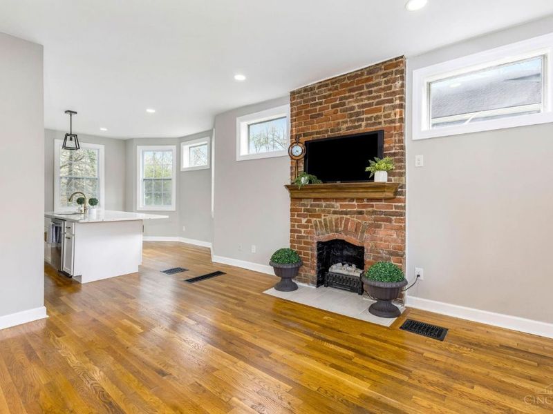 436 Hawthorne Avenue, Cincinnati, OH 45205 Photo 8