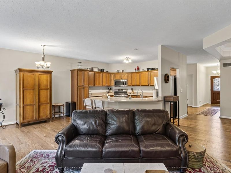 8022 Stonegate Drive, Anderson Twp, OH 45255 Photo 18