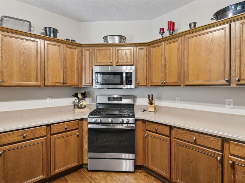 8022 Stonegate Drive, Anderson Twp, OH 45255 Photo 25