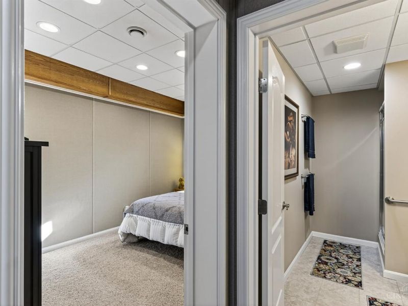 8022 Stonegate Drive, Anderson Twp, OH 45255 Photo 54