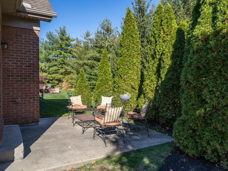 8022 Stonegate Drive, Anderson Twp, OH 45255 Photo 65