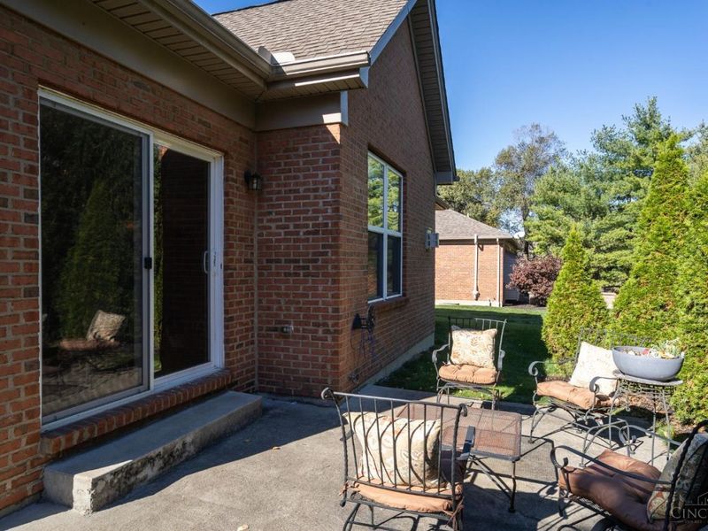 8022 Stonegate Drive, Anderson Twp, OH 45255 Photo 66