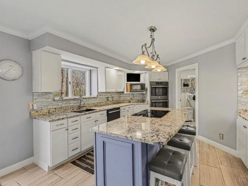 1432 Apple Hill Road, Anderson Twp, OH 45230 Photo 10