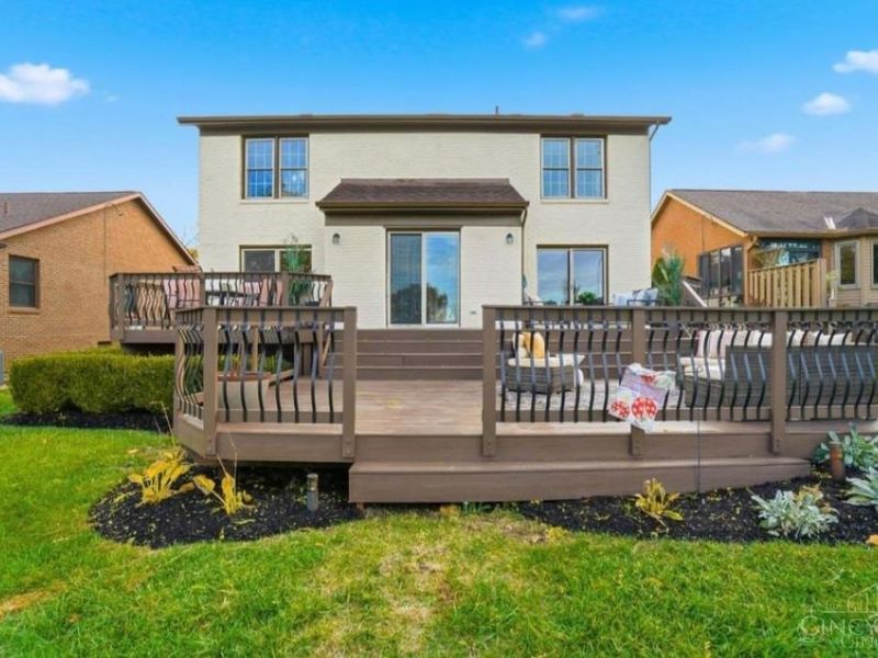 5281 Woodcliff, Beckett Ridge, OH 45069 Photo 1