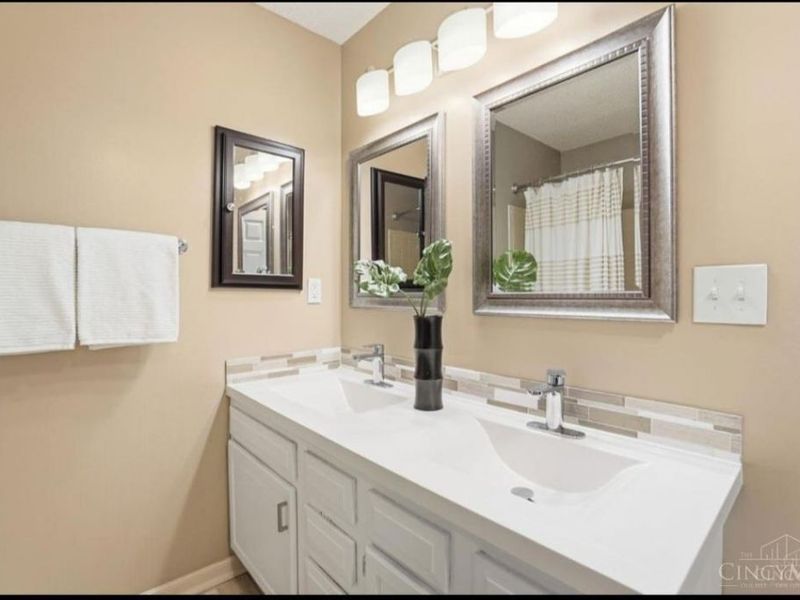 5281 Woodcliff, Beckett Ridge, OH 45069 Photo 15