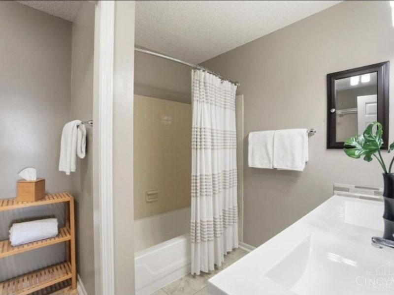 5281 Woodcliff, Beckett Ridge, OH 45069 Photo 18