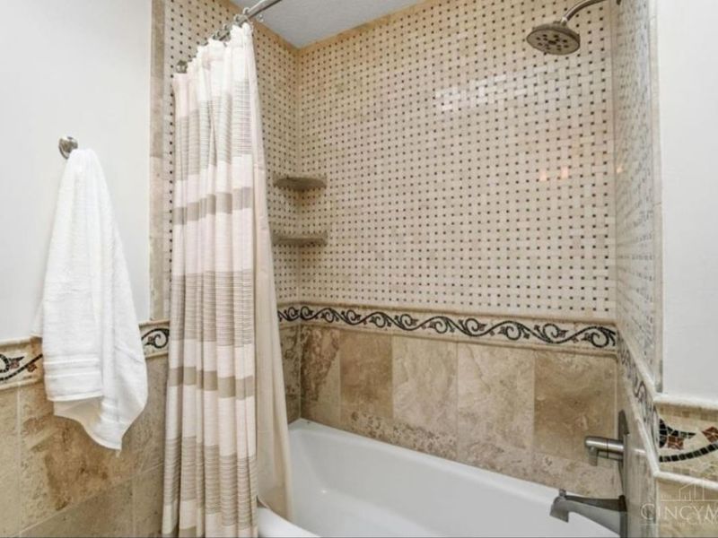 5281 Woodcliff, Beckett Ridge, OH 45069 Photo 26