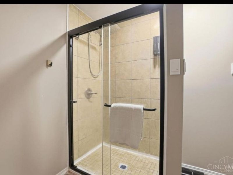 5281 Woodcliff, Beckett Ridge, OH 45069 Photo 4