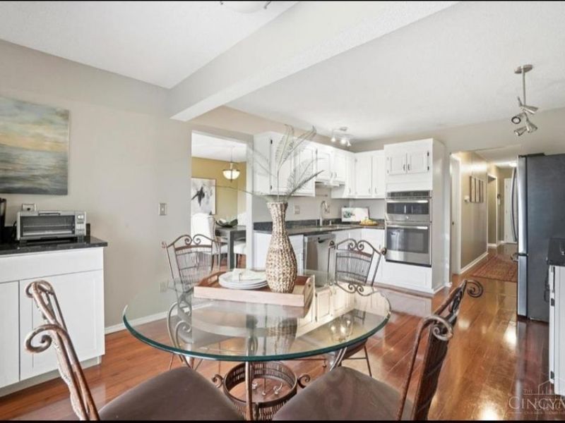 5281 Woodcliff, Beckett Ridge, OH 45069 Photo 8