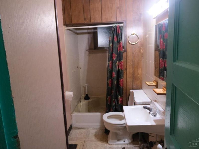 835 Lexington Avenue, Cincinnati, OH 45229 Photo 21