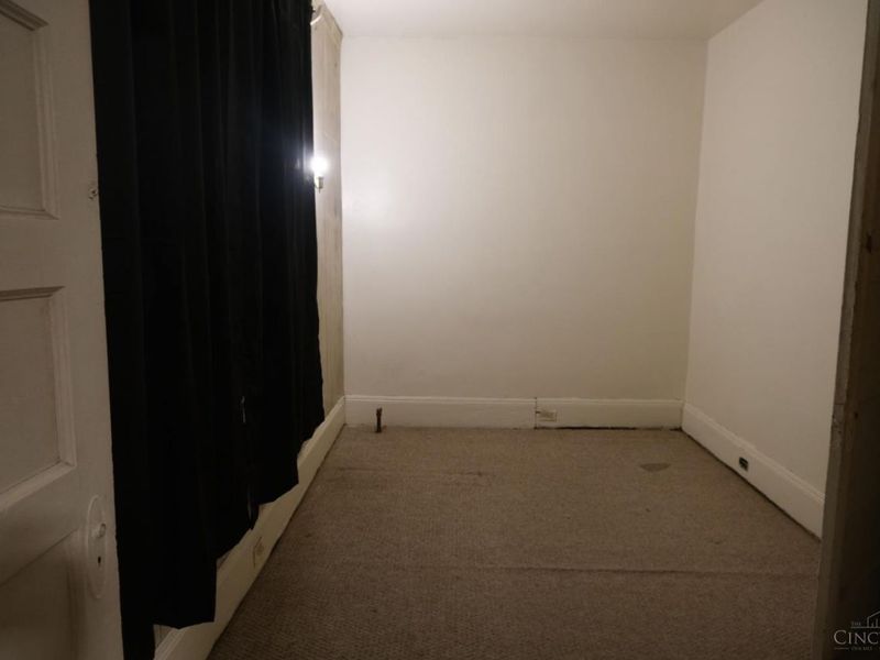 835 Lexington Avenue, Cincinnati, OH 45229 Photo 29