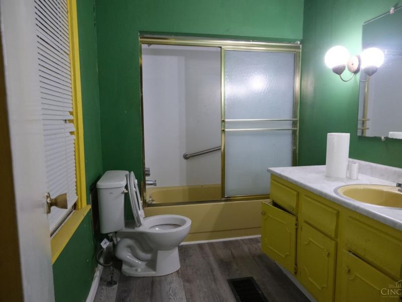 835 Lexington Avenue, Cincinnati, OH 45229 Photo 32