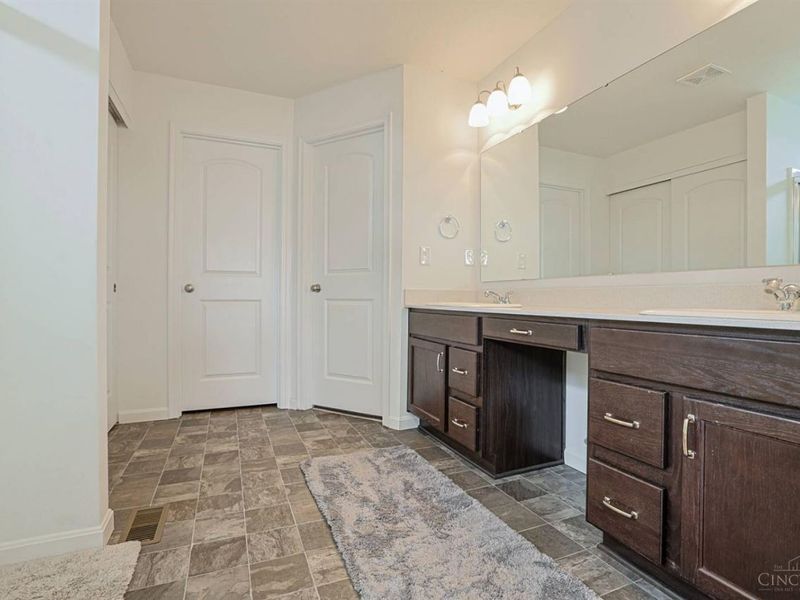 7009 Briarcliff Court, Hamilton Twp, OH 45039 Photo 25