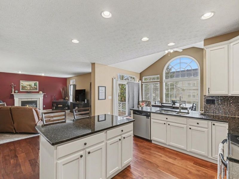 136 Fieldstone Way, Lebanon, OH 45036 Photo 6