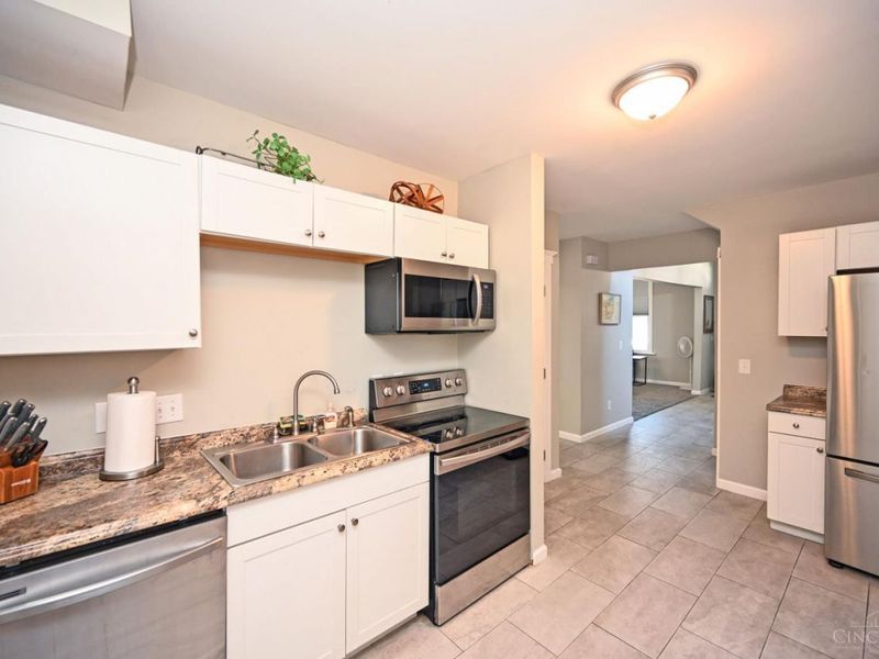 899 Lexington Avenue, Cincinnati, OH 45229 Photo 19