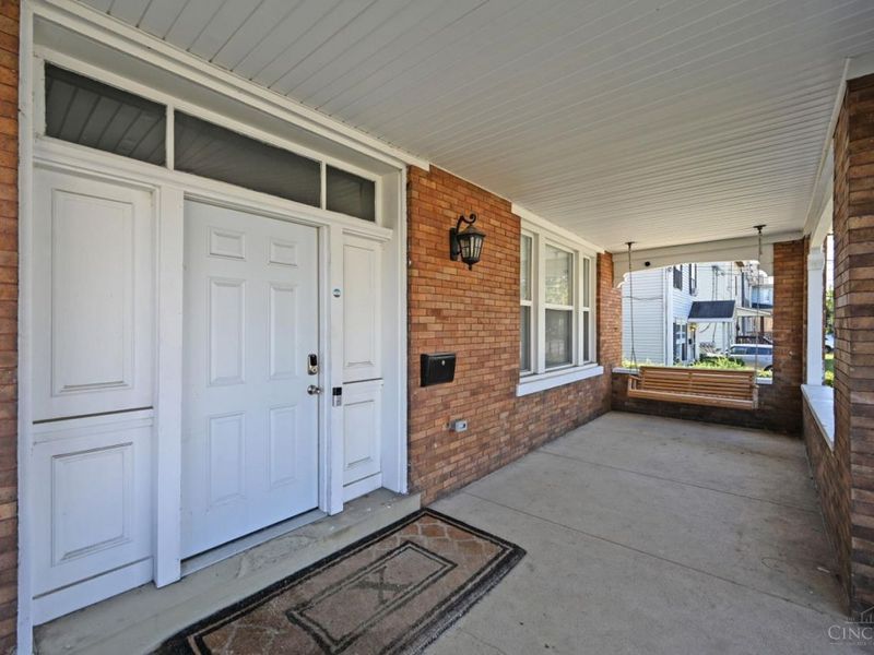 899 Lexington Avenue, Cincinnati, OH 45229 Photo 3