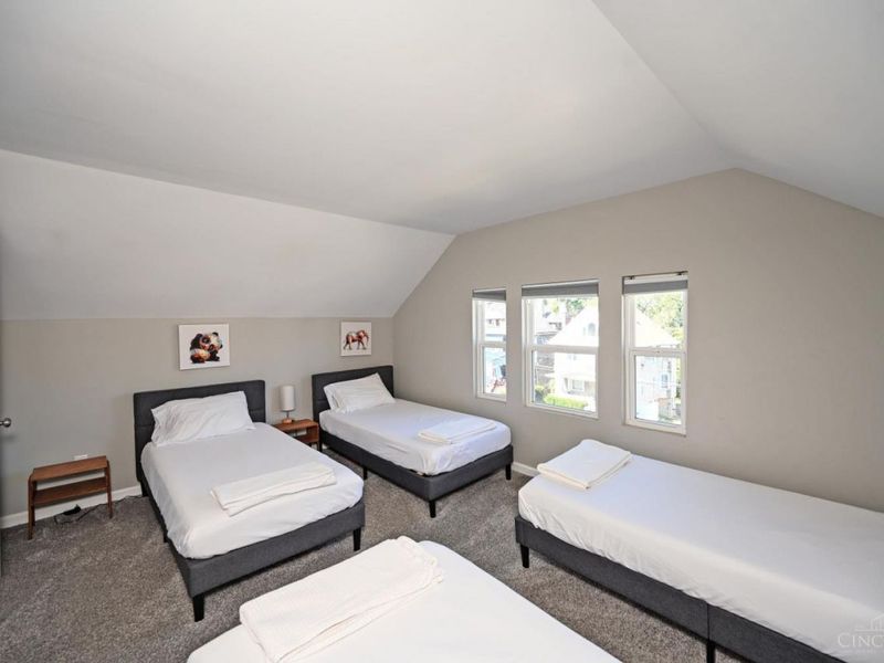 899 Lexington Avenue, Cincinnati, OH 45229 Photo 38