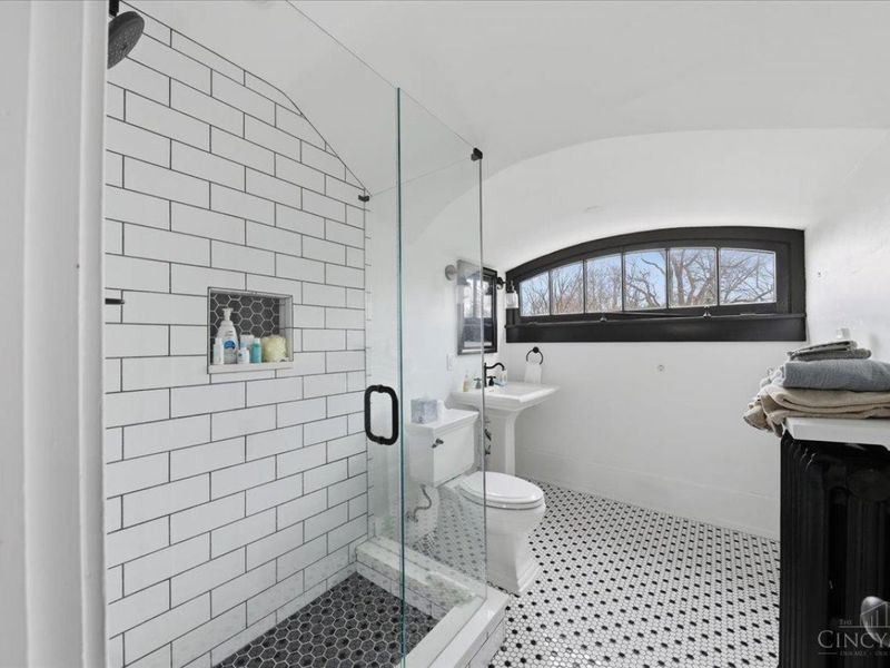 1 Annwood Lane, Cincinnati, OH 45206 Photo 78