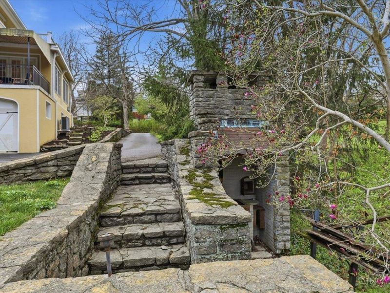 1 Annwood Lane, Cincinnati, OH 45206 Photo 87