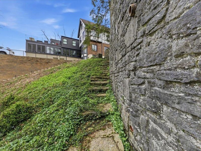 1 Annwood Lane, Cincinnati, OH 45206 Photo 90