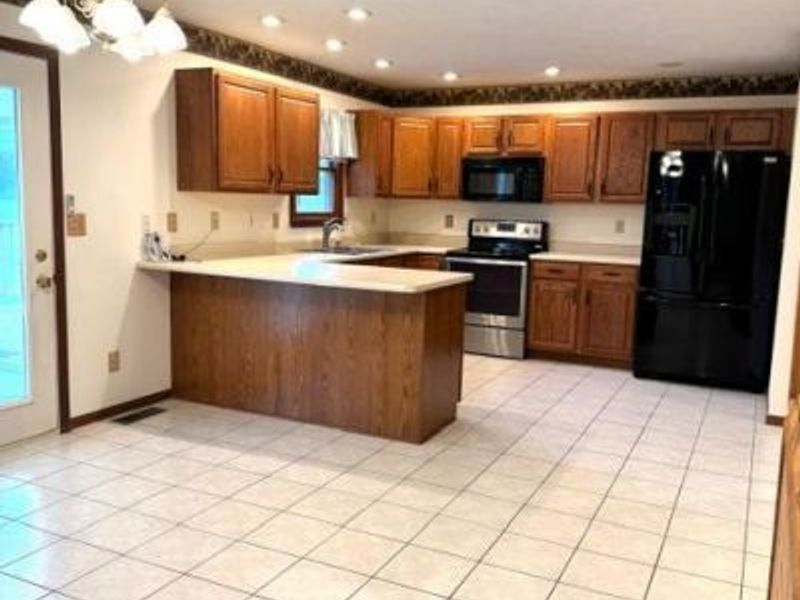 918 Willow Bend Drive, Wilmington, OH 45177 Photo 12