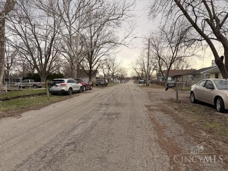 2523 Guernsey Dell Avenue, Dayton, OH 45404 Photo 4