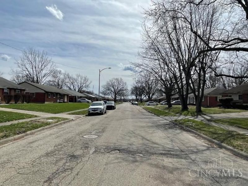 314 Stubbs Drive, Dayton, OH 45426 Photo 5