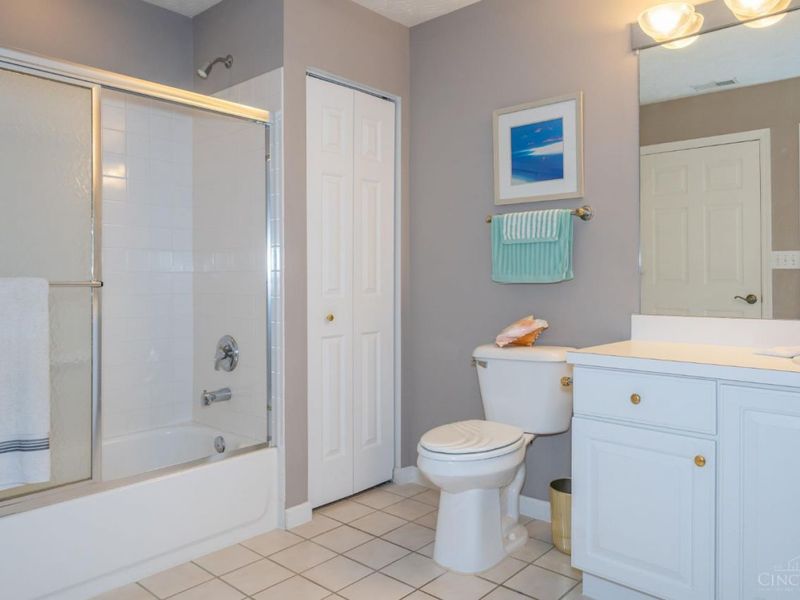 139 Edinburgh Village Drive, Centerville, OH 45458 Photo 20