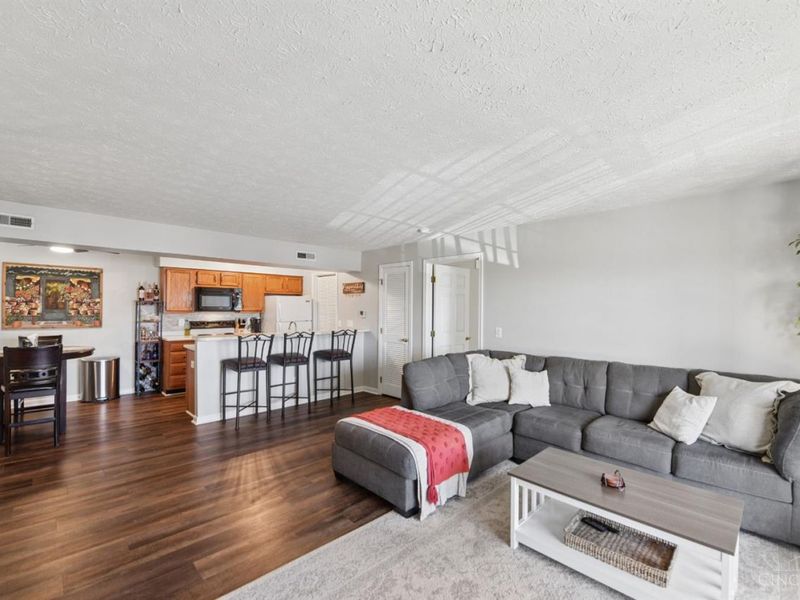 3545 Jessup Road, Unit 2D, Green Township, OH 45239 Photo 6