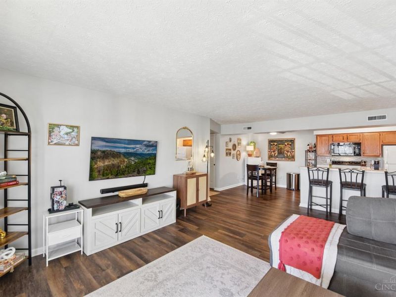 3545 Jessup Road, Unit 2D, Green Township, OH 45239 Photo 7