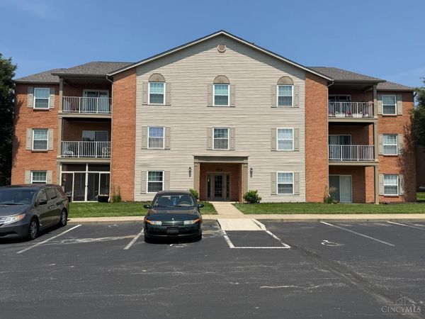 7912 Jessies, Unit 304, Fairfield Twp, OH 45011
