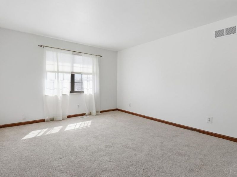 2 Fairgreen Circle, Fairfield, OH 45014 Photo 24