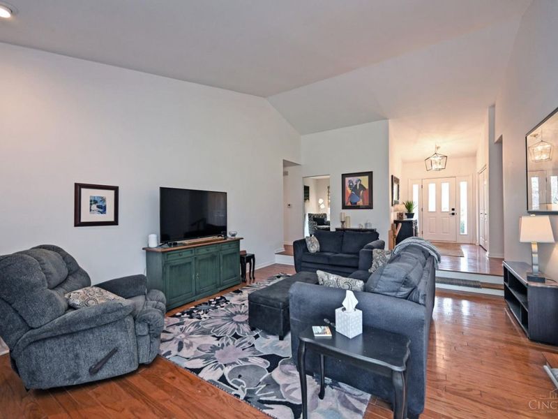 15 Brandywine Drive, Glendale, OH 45246 Photo 18