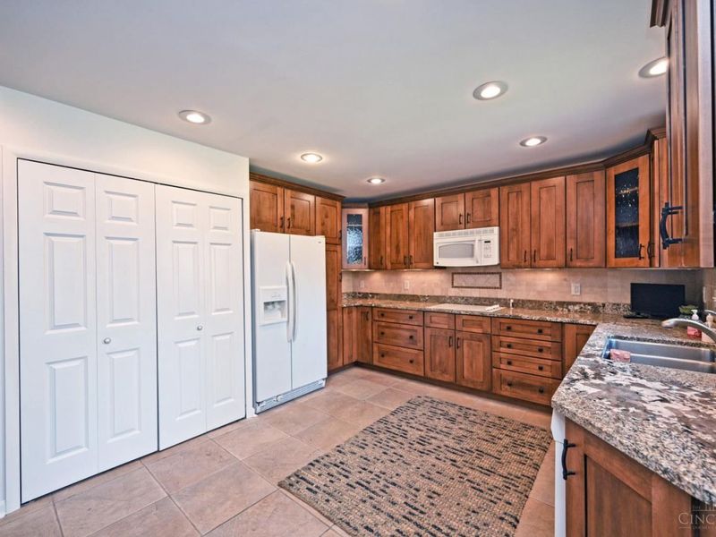 15 Brandywine Drive, Glendale, OH 45246 Photo 21